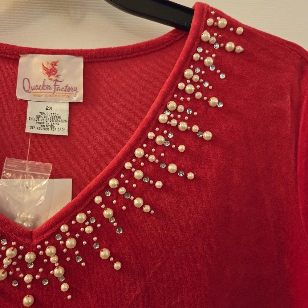 Quacker Factory sz 2X red velour/fleece pearl embellished top‎ NWT holiday